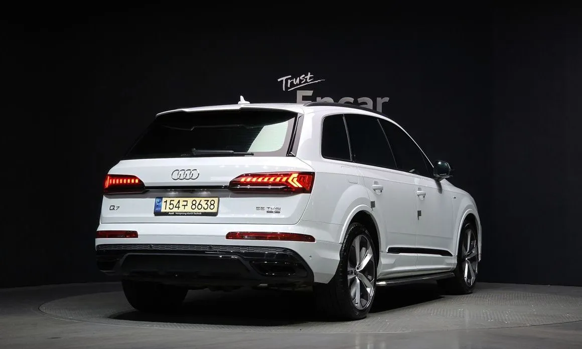 Audi Q7 — фото 4