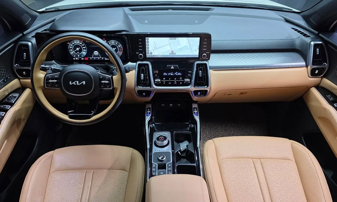 Kia Sorento — фото 10