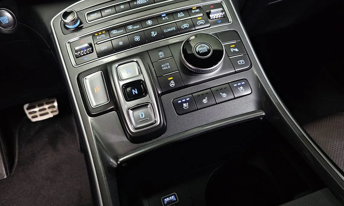 Hyundai Santafe — фото 10