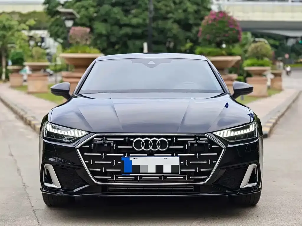 Audi A7L — фото 5