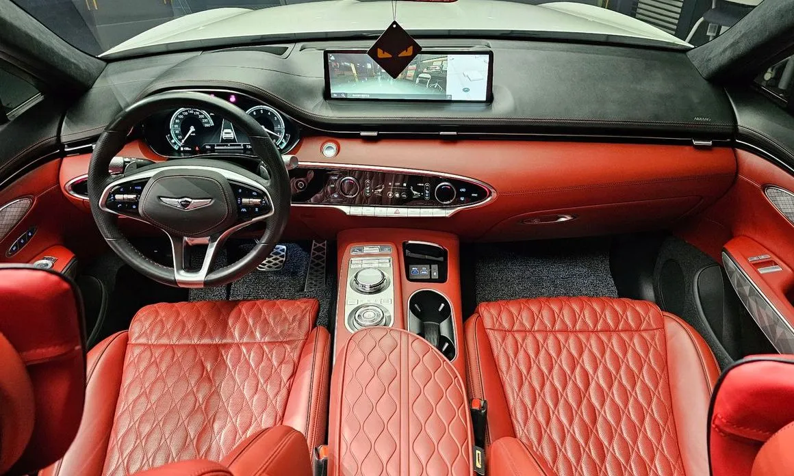 Genesis GV70 — фото 10