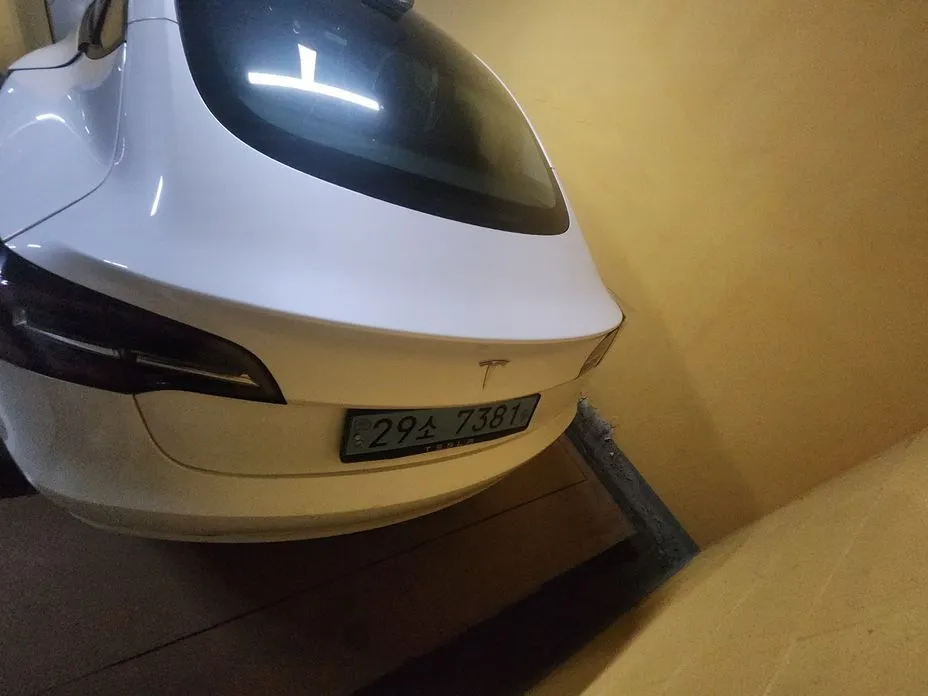 Tesla Model 3 — фото 4