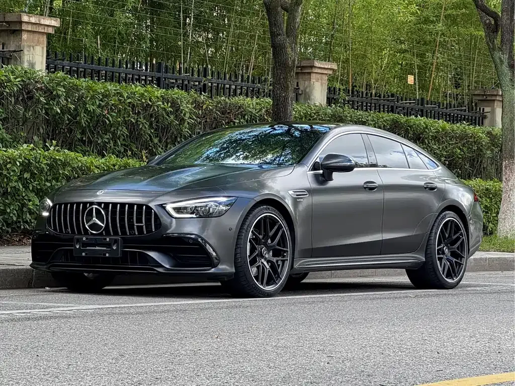 Mercedes-Benz AMG GT — фото 1