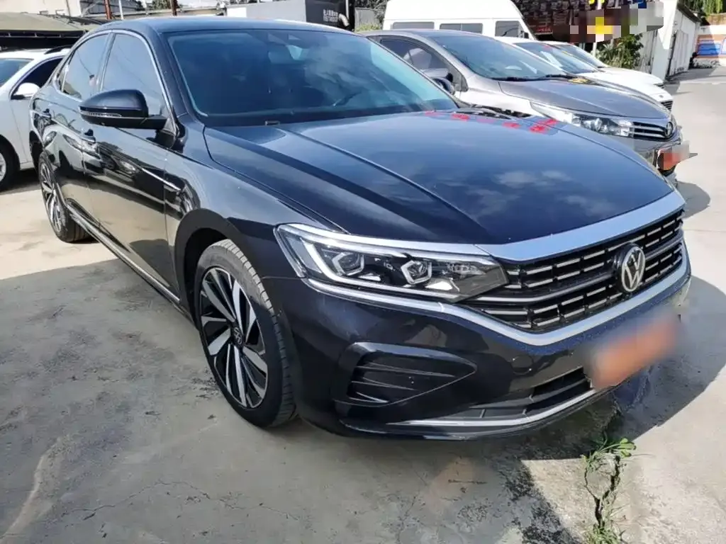Volkswagen Passat — фото 5