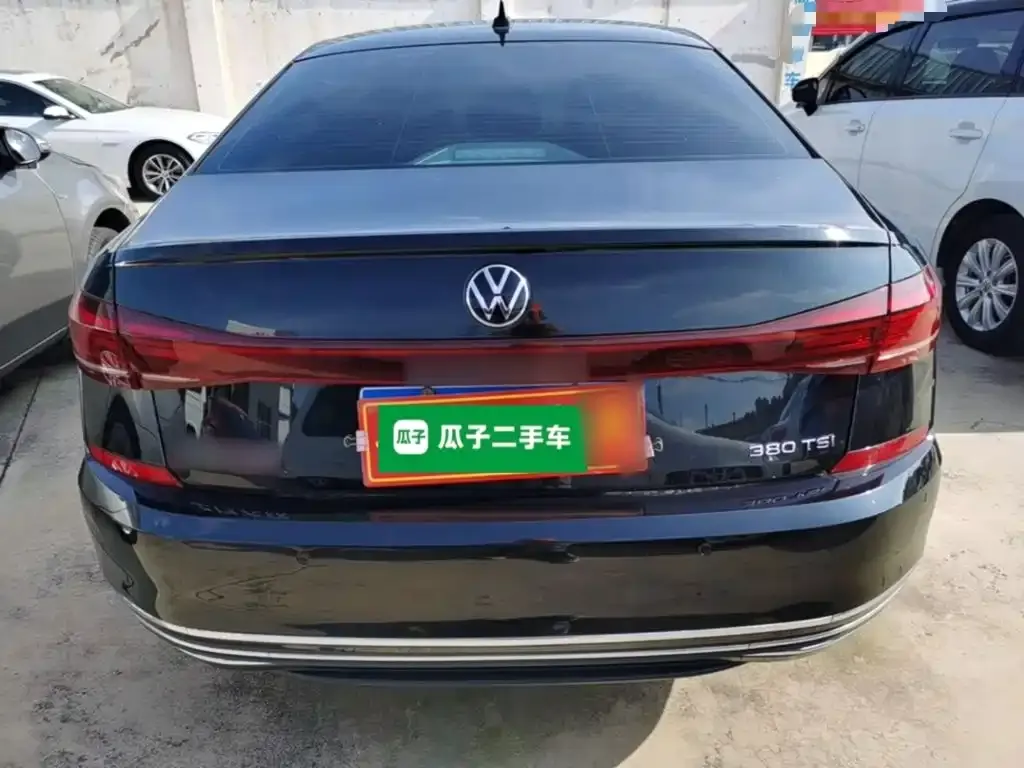 Volkswagen Passat — фото 6