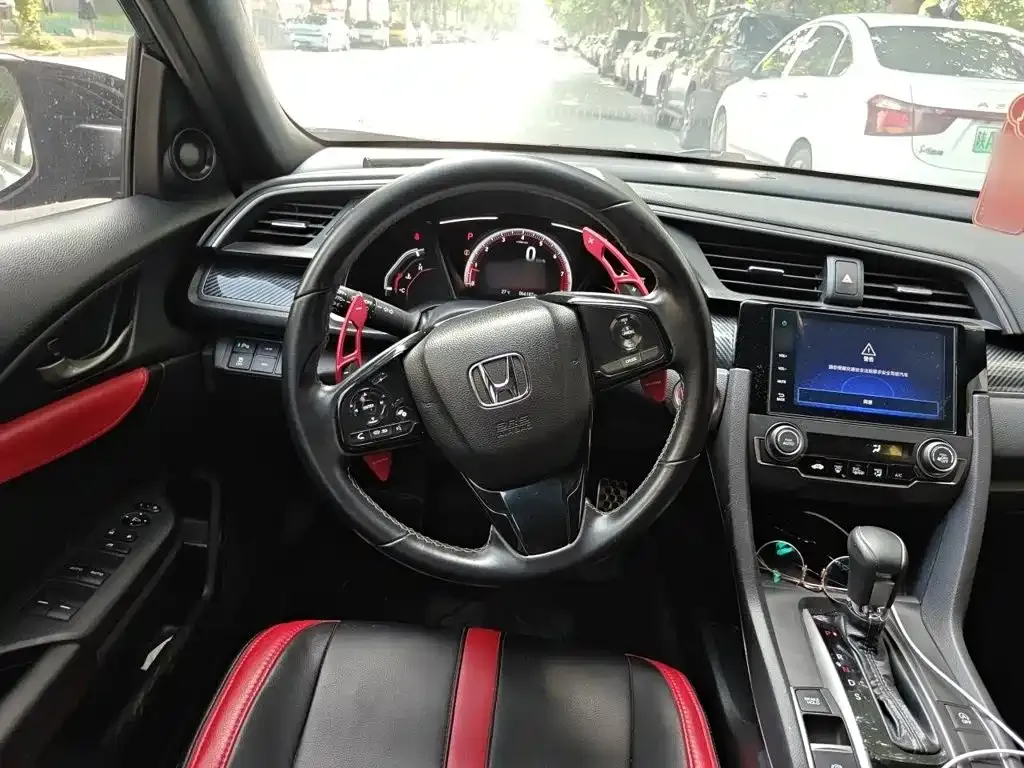 Honda Civic — фото 4