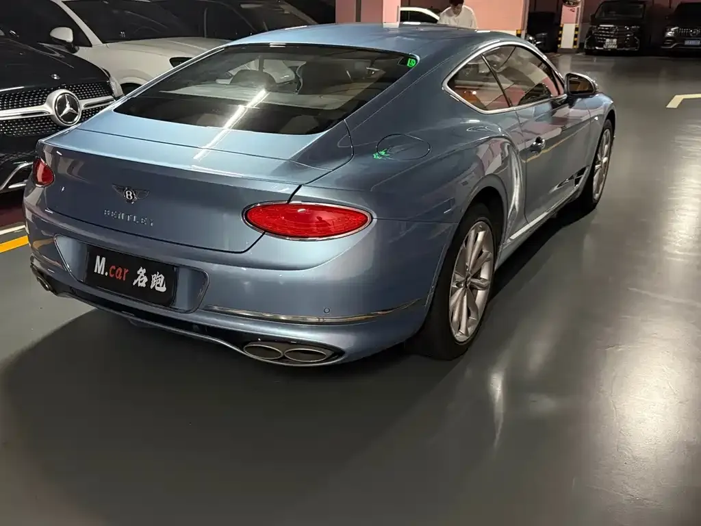 Bentley Continental — фото 8