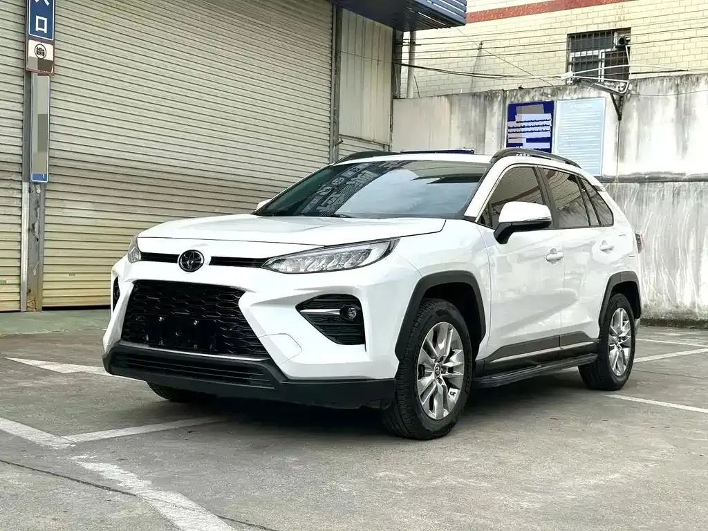 Toyota Wildlander — фото 1