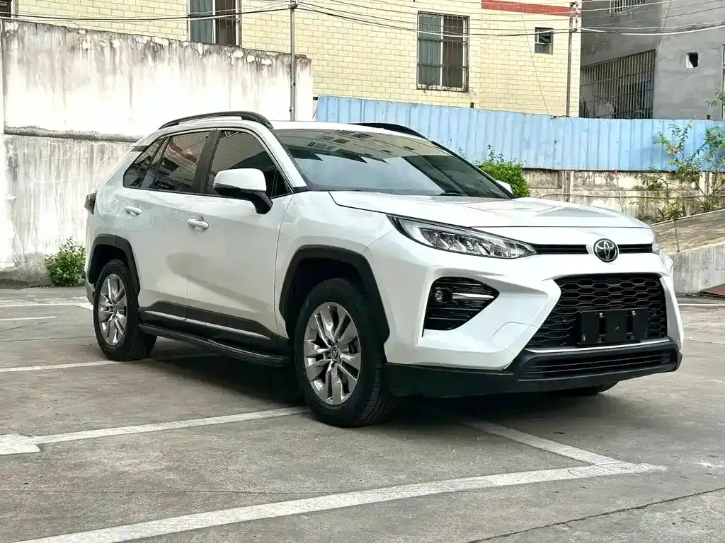Toyota Wildlander — фото 7
