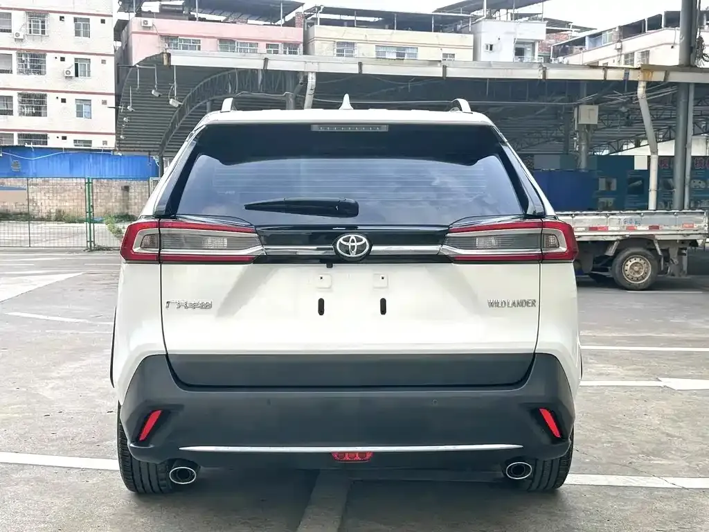 Toyota Wildlander — фото 6