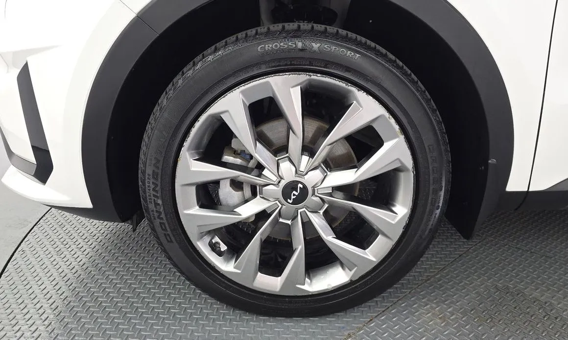 Kia Sorento — фото 7