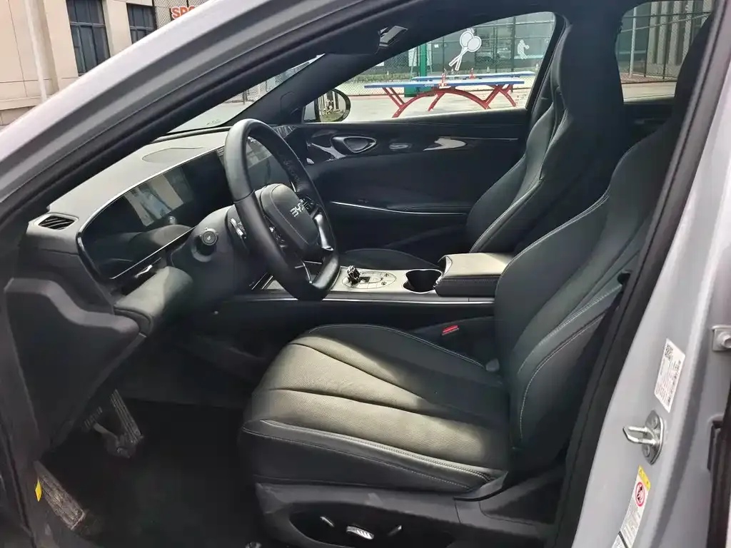 BYD Seal — фото 7