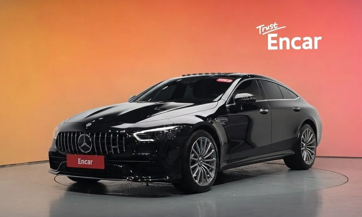 Mercedes-Benz AMG GT — фото 1