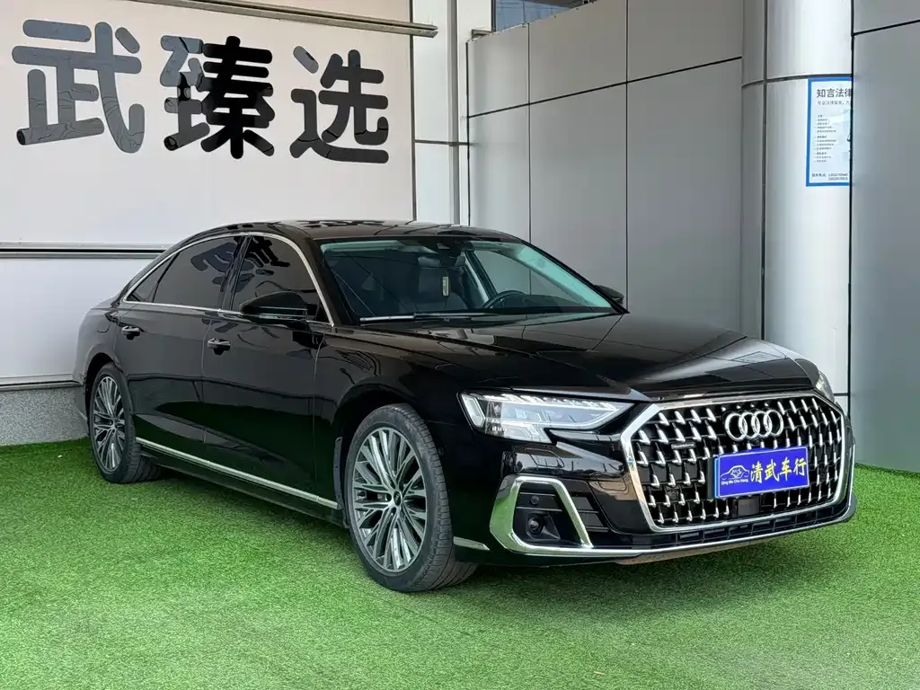 Audi A8 — фото 10