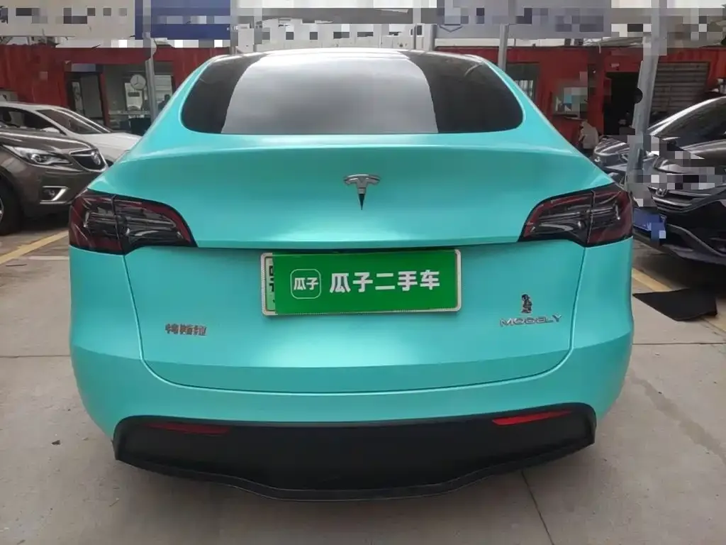 Tesla Model Y — фото 7