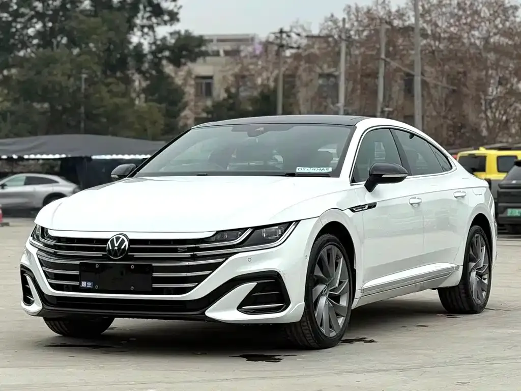 Volkswagen CC — фото 1