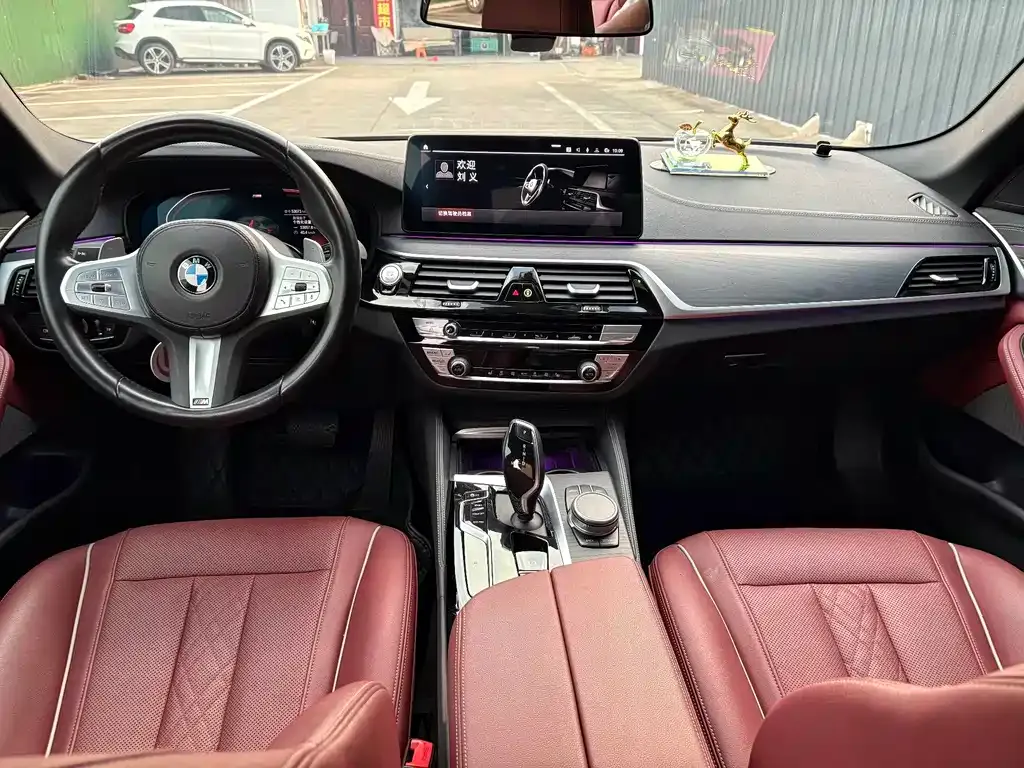 BMW 5 Series — фото 4