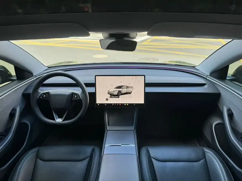 Tesla Model 3 — фото 2