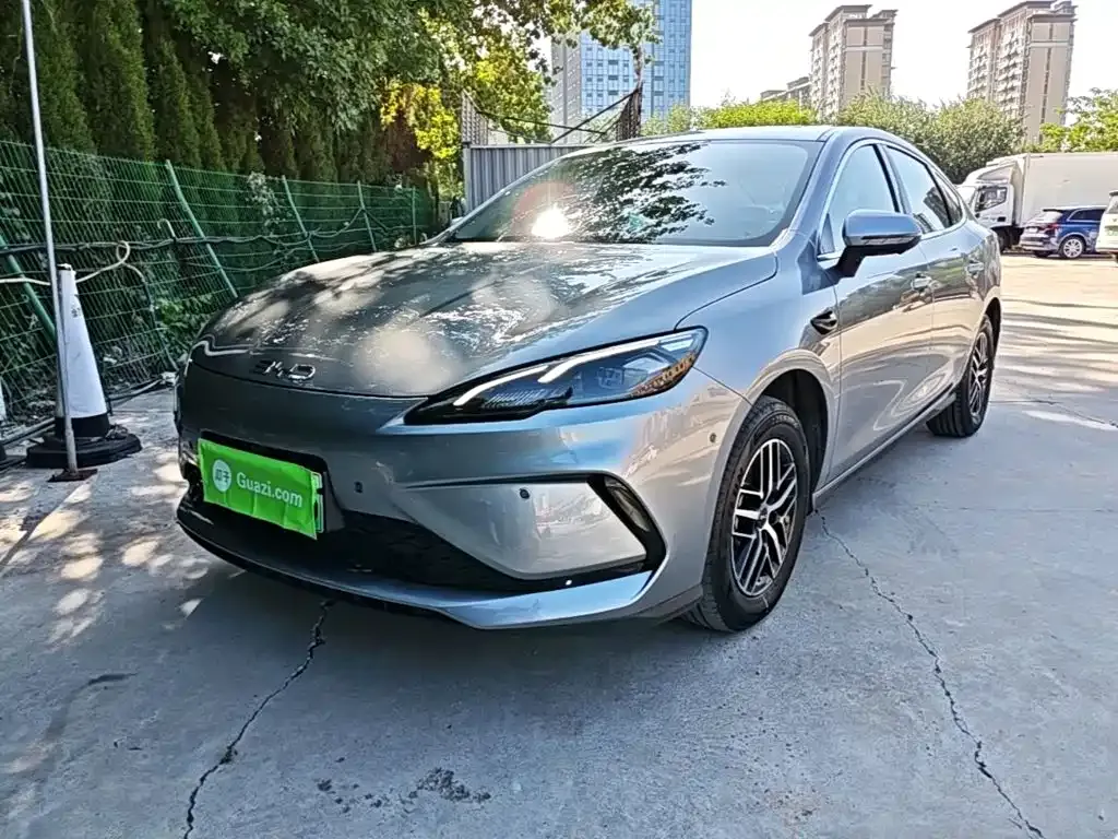 BYD Seal 05 DM-i — фото 10