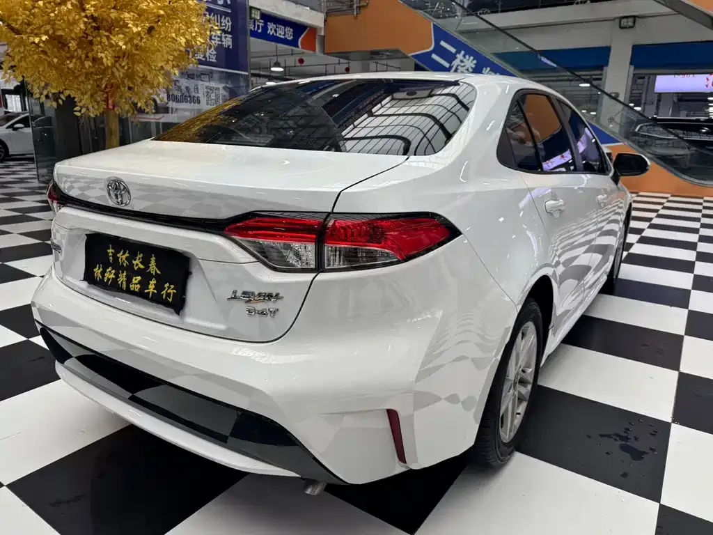 Toyota Levin — фото 10