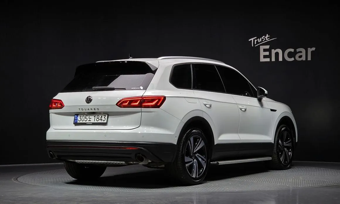 Volkswagen Touareg — фото 2
