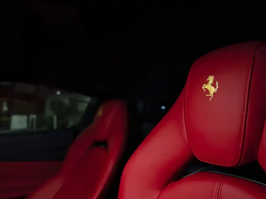 Ferrari F8 — фото 6
