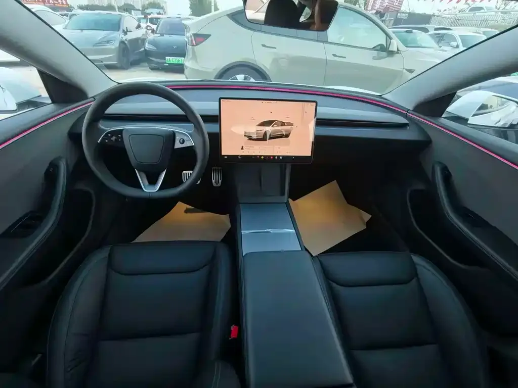 Tesla Model 3 — фото 6