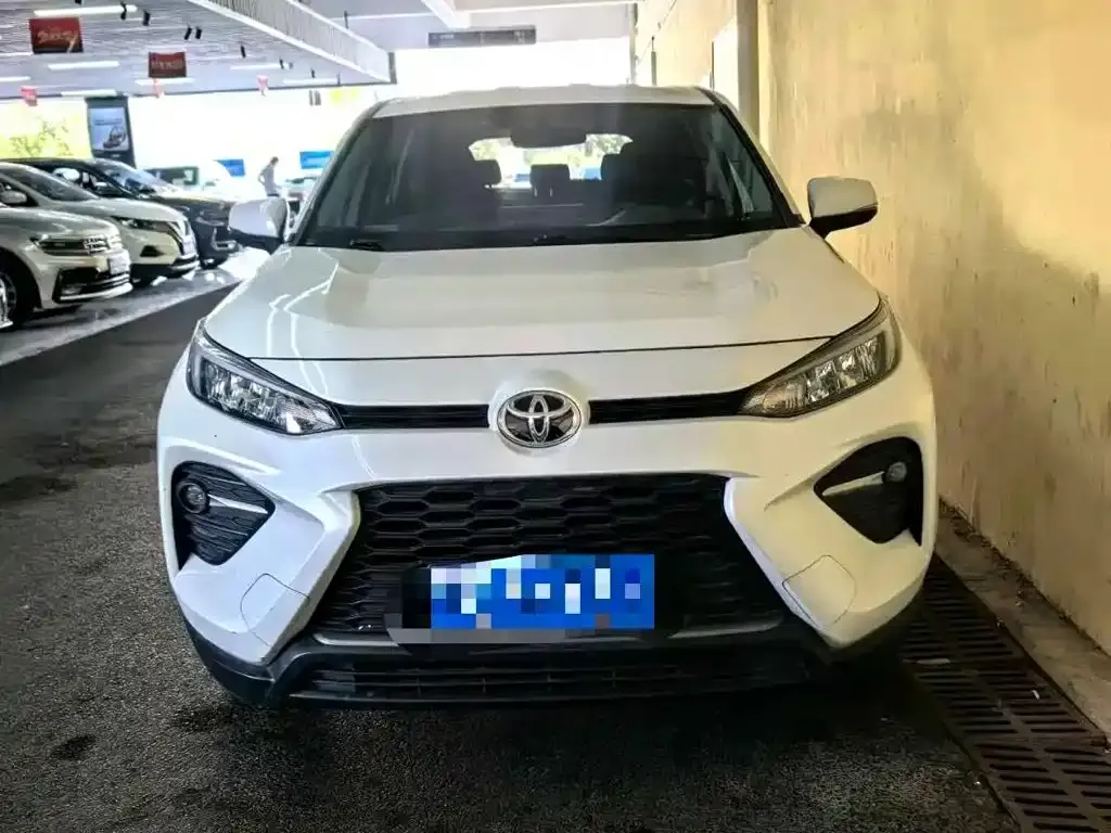 Toyota Wildlander — фото 4