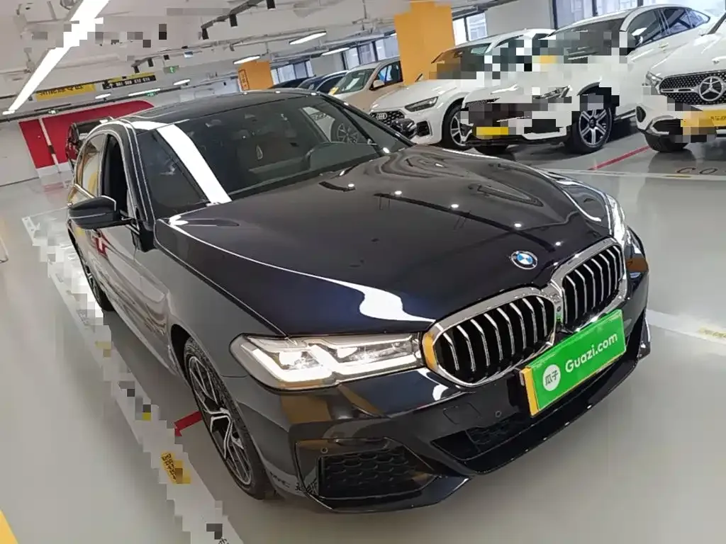 BMW 5 Series — фото 10