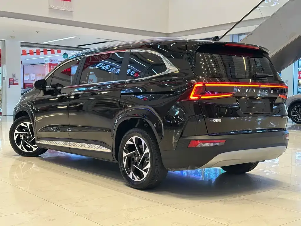 Hyundai Custo — фото 3