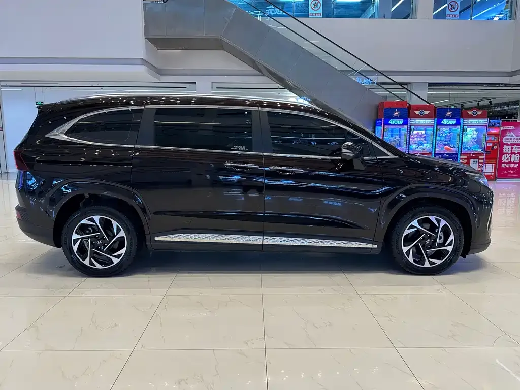 Hyundai Custo — фото 2
