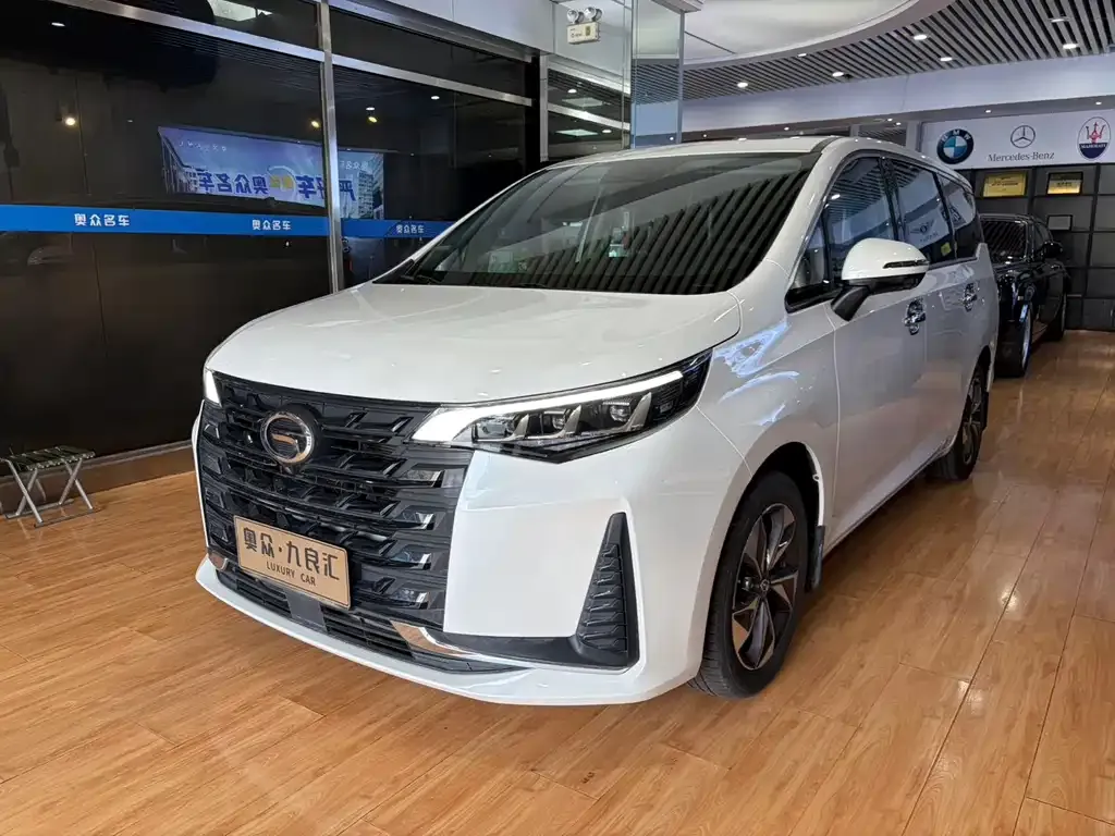 GAC Motor Trumpchi M6 — фото 1