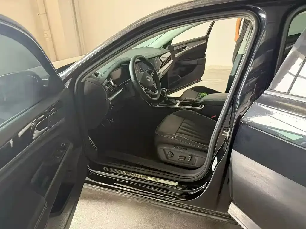 Volkswagen Passat — фото 2