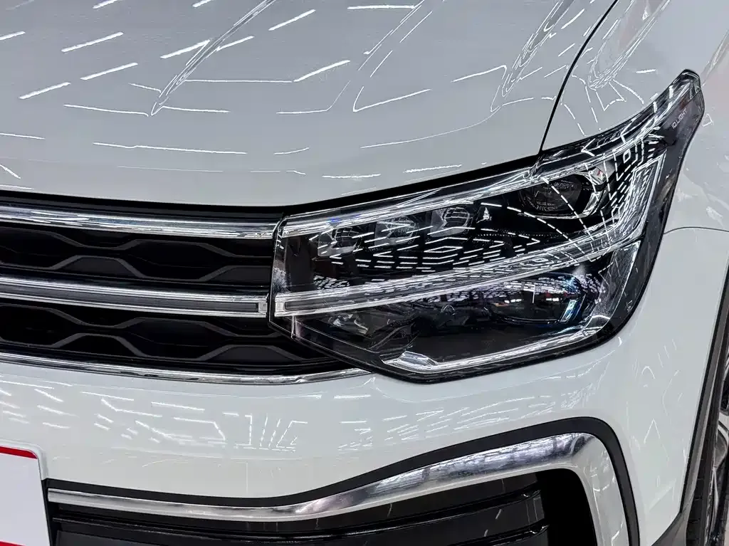 Volkswagen Tharu — фото 3