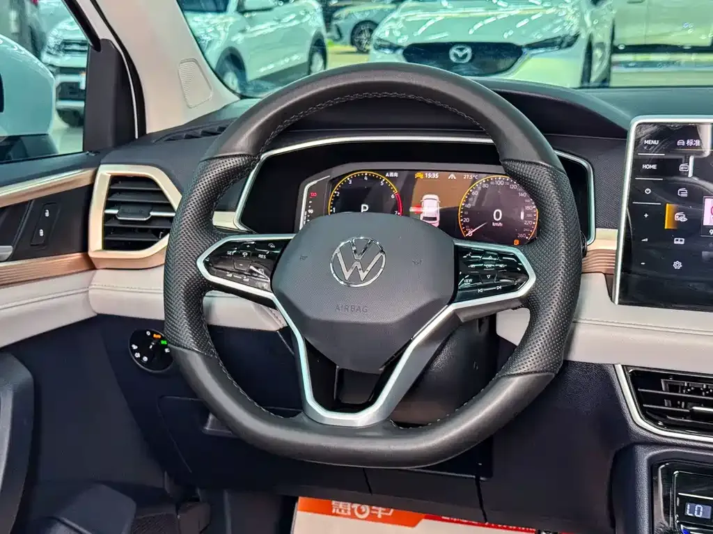 Volkswagen Tharu — фото 4