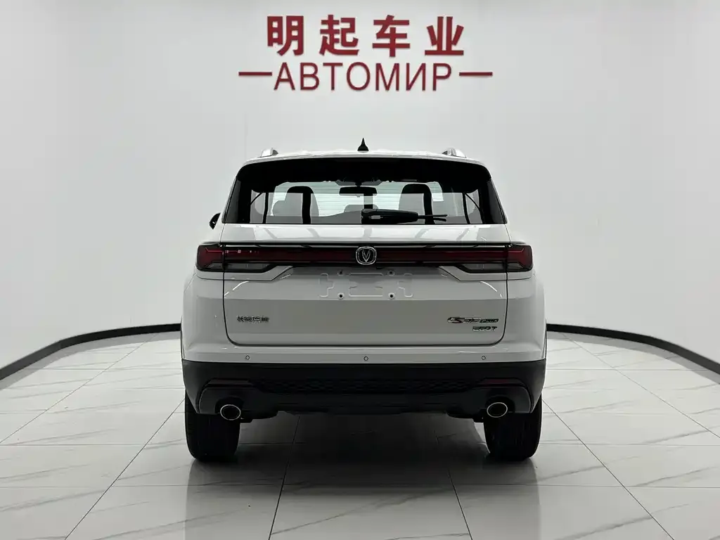 Changan CS35PLUS — фото 10