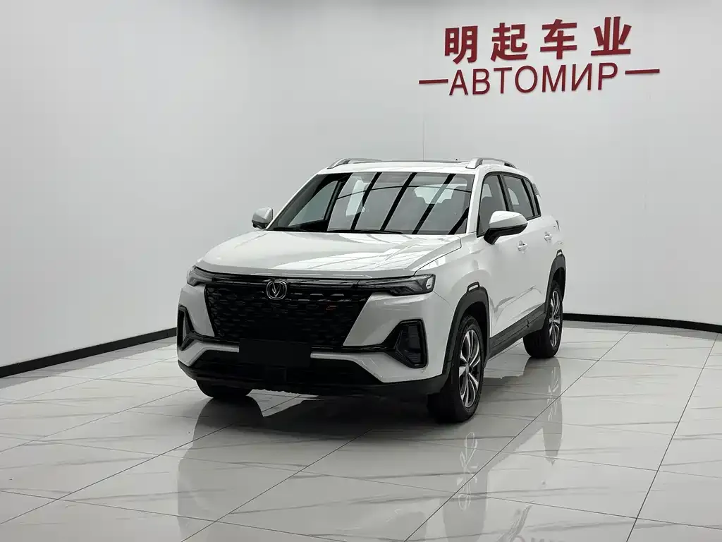 Changan CS35PLUS — фото 3
