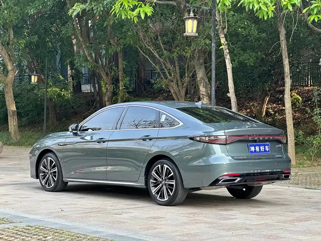 Chery Arrizo 8 PRO — фото 8