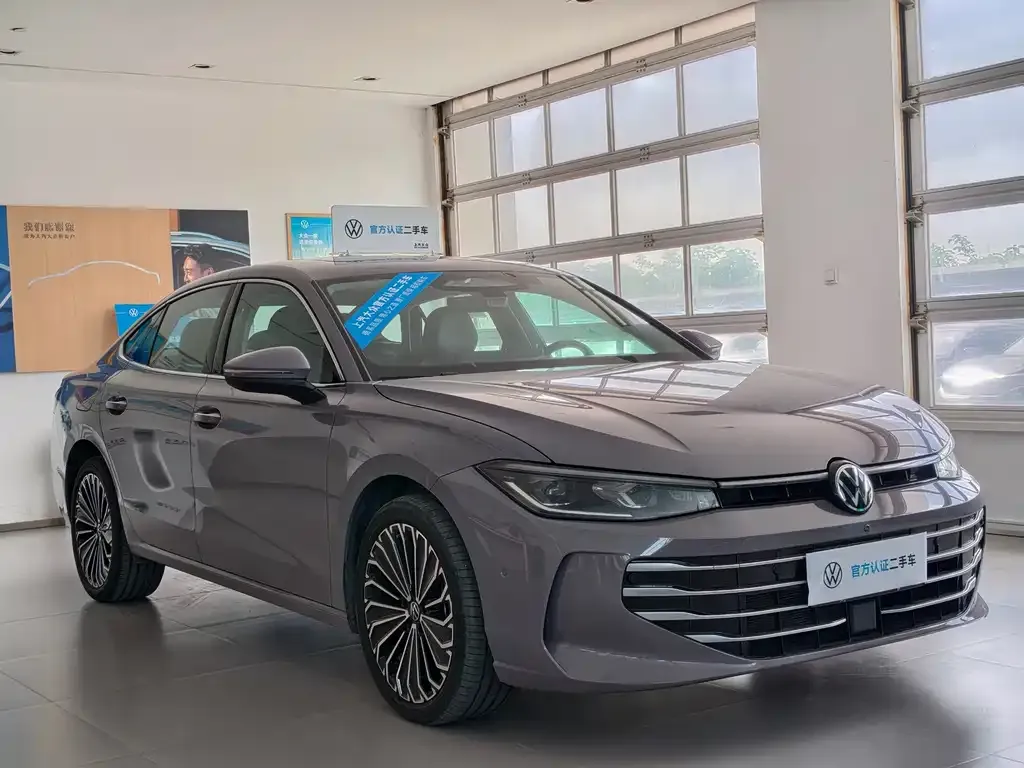 Volkswagen Passat — фото 4