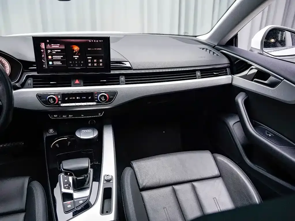 Audi A5 (Import) — фото 7