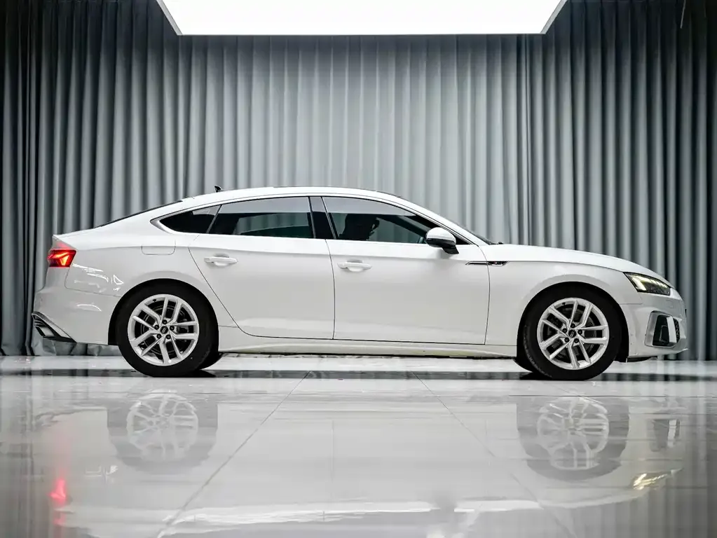 Audi A5 (Import) — фото 2