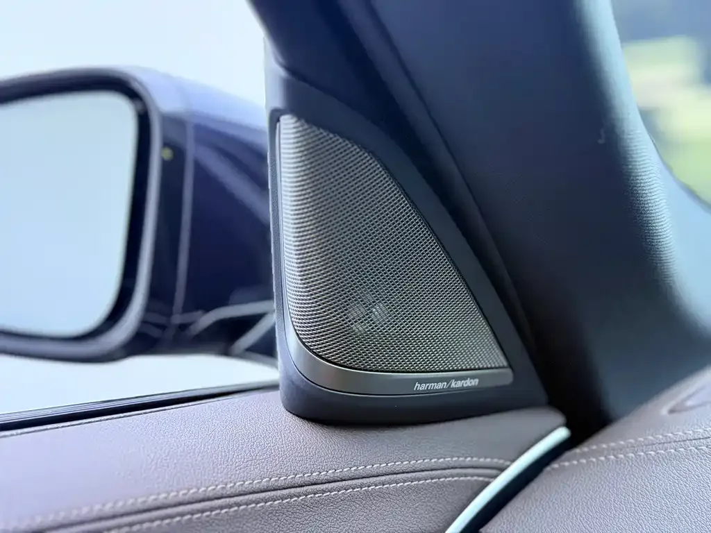 BMW 5 Series — фото 3