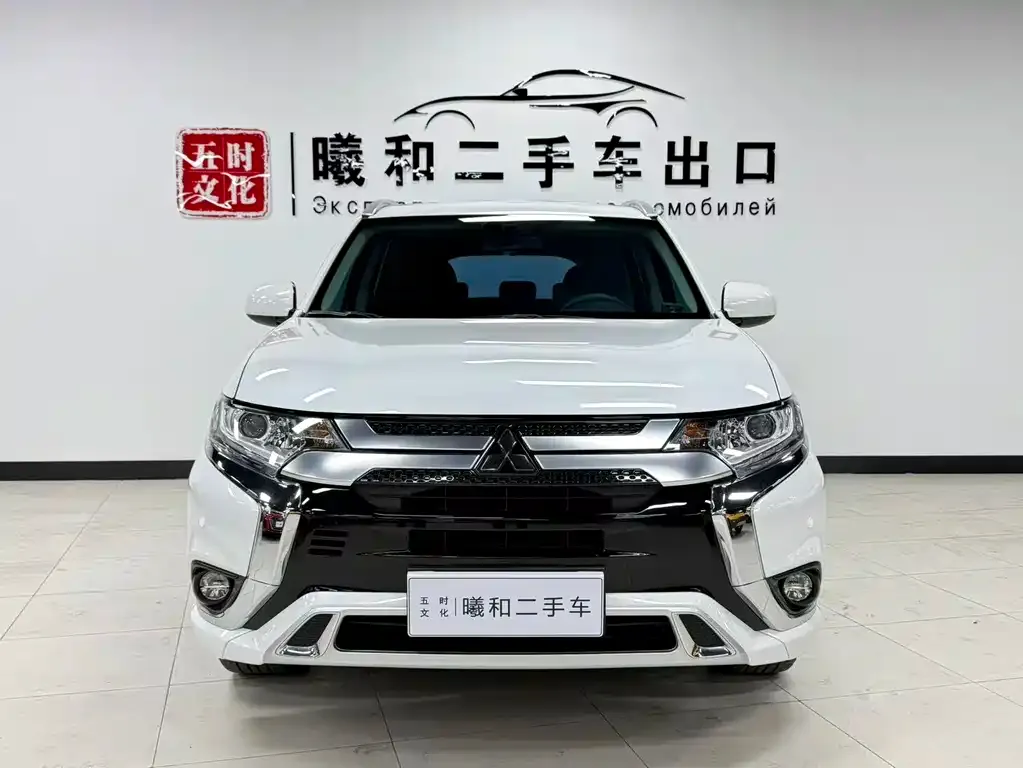 Mitsubishi Outlander — фото 6