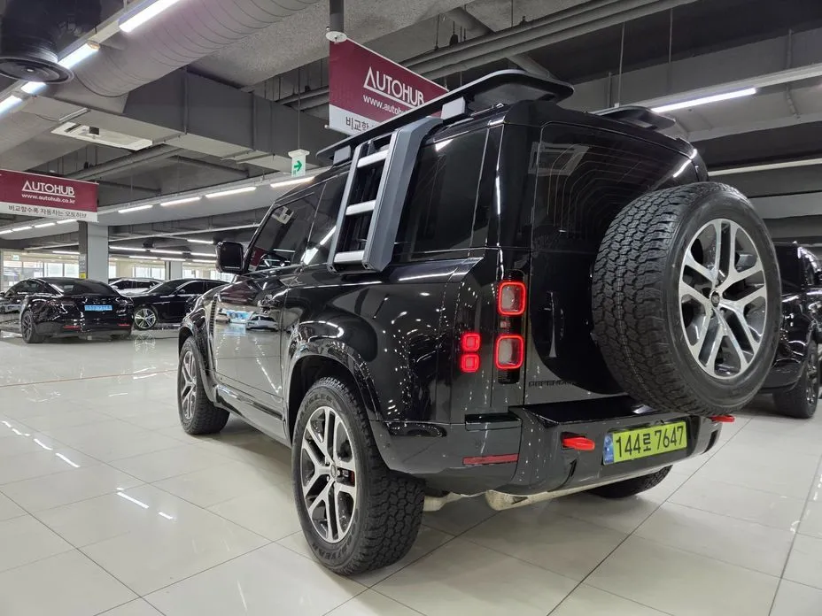 Land Rover Defender — фото 8