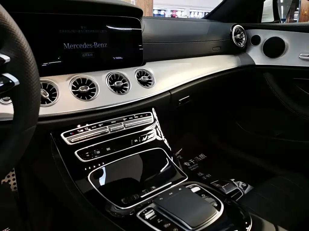 Mercedes-Benz E-Class (Import) — фото 3