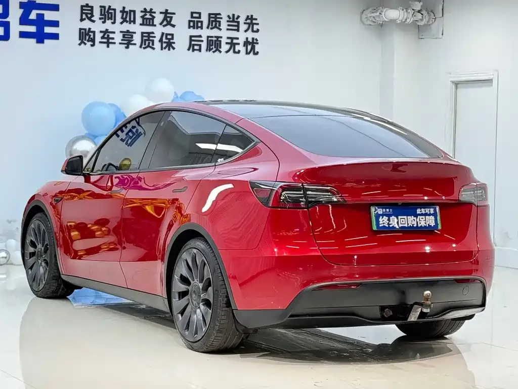 Tesla Model Y — фото 7