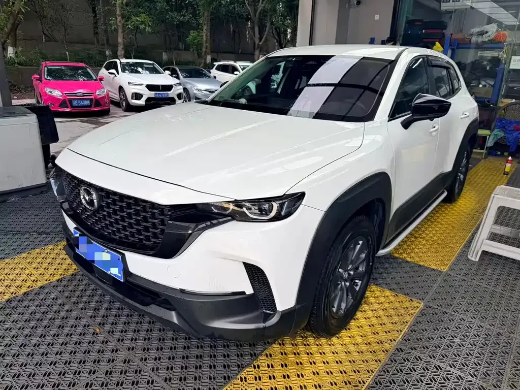 Mazda CX-50 — фото 1