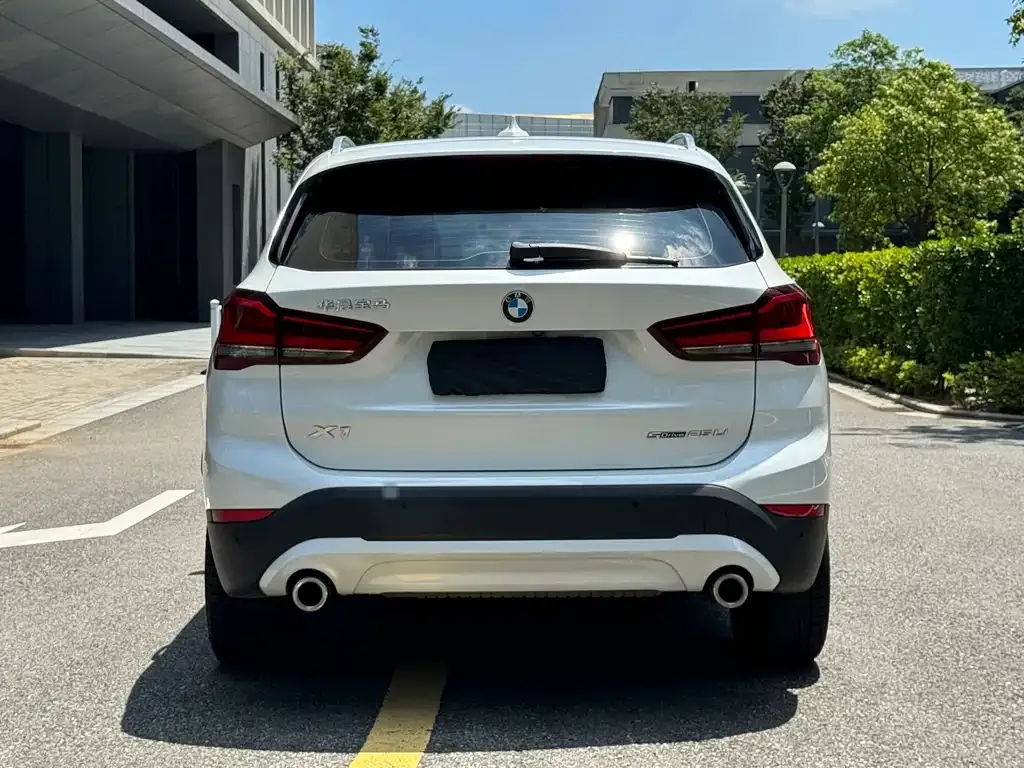 BMW X1 — фото 2