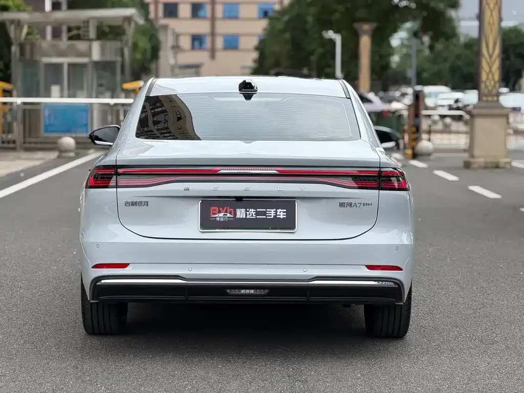 Geely 银河A7 EM — фото 7