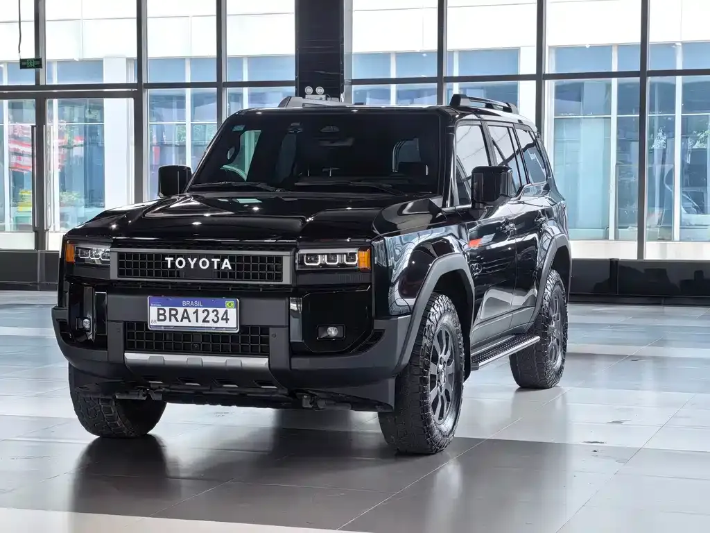 Toyota Prado — фото 1